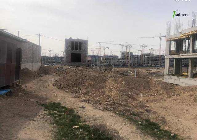 Հողատարածք բնակելի շինությունների համար Լուկաշինի փողոցում Աջափնյակում, 500 ք.մ.