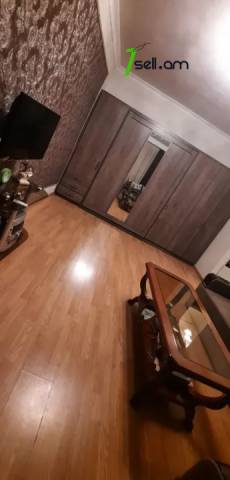 1 սենյականոց բնակարան Արտաշիսյան փողոցում, 41 ք.մ., նախավերջին հարկ, կոսմետիկ վերանորոգում