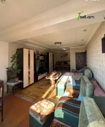4 սենյականոց բնակարան Գուսան Շերամի փողոցում, 83 ք.մ., մասնակի վերանորոգում, քարե շենք