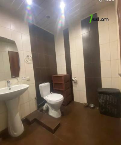 3 սենյականոց բնակարան, Դավթաշեն 4-րդ թաղամաս, 51 քմ, եվրովերանորոգված