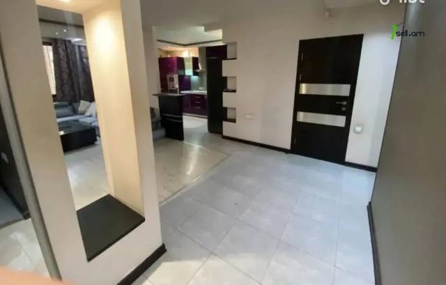 3 սենյականոց բնակարան Սարյանի փողոցում, 92 ք.մ., 8/11 հարկ, կապիտալ վերանորոգված