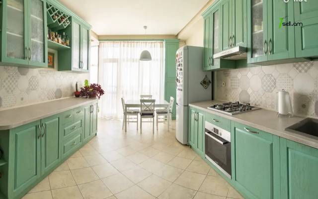 4 սենյականոց բնակարան նորակառույց շենքում Վերին Անտառային փողոցում, 122 ք.մ., 8/10 հարկ