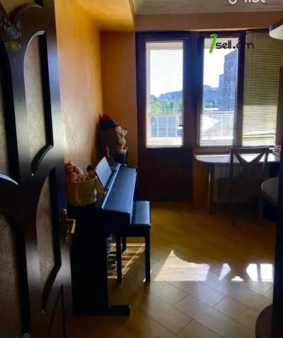 3 սենյականոց բնակարան Զորավար Անդրանիկի փողոցում, 96 ք.մ., 12/14 հարկ, կապիտալ վերանորոգված