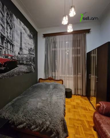 3 սենյականոց բնակարան Ազատության պողոտայում, 126 քմ, 1/5 հարկ, կապիտալ վերանորոգված, քարե շենք