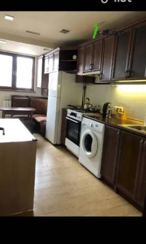 3 սենյականոց բնակարան Մարգարյան փողոցում, 65 քմ, 2/9 հարկ, կապիտալ վերանորոգված