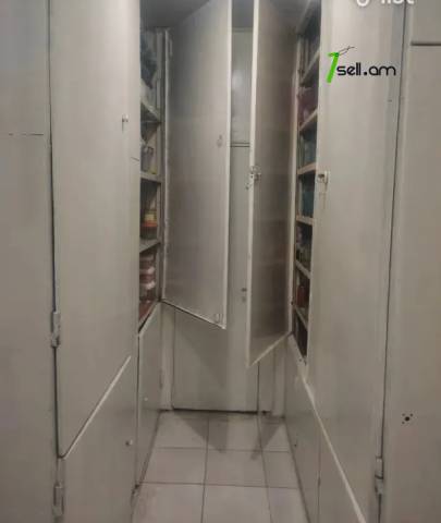 4 սենյականոց բնակարան Կարախանյան փողոցում, 115 ք.մ., 2/9 հարկ, 2 սանհանգույց, կապիտալ վերանորոգված