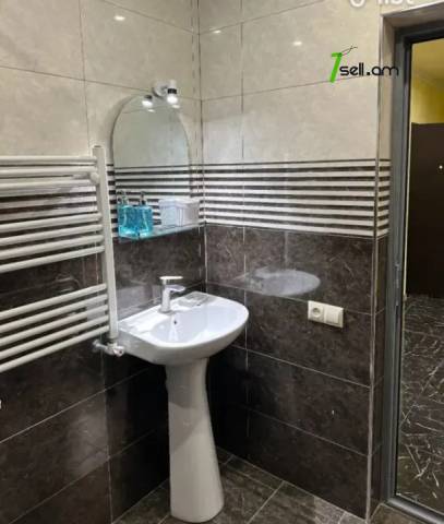 Բազմաֆունկցիոնալ գույք, Արտաշատի խճուղու 1-ին նրբանցք Շենգավիթում, 1548 քմ