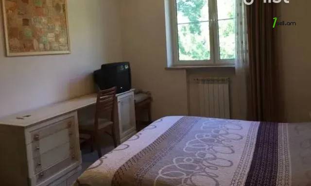 3 սենյականոց բնակարան նորակառույց շենքում Իտալիայի փողոցում, 84 քմ, նախավերջին հարկ, 2 սանհանգույց