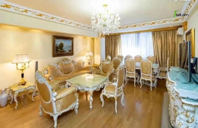 4 սենյականոց բնակարան Մոսկովյան փողոցում, 150 ք.մ., 2 սանհանգույց, 2/8 հարկ, եվրովերանորոգված