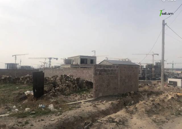 Հողատարածք բնակելի շինությունների համար Սարգիս Լուկաշինի փողոցում Աջափնյակում, 500 ք.մ.