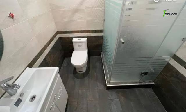 2 սենյականոց բնակարան նորակառույց շենքում Անտառային փողոցում, 57 ք.մ., բարձր առաստաղներ, 5/15 հարկ