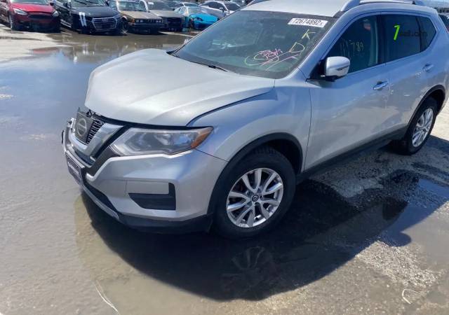 Nissan Rogue, 2018 г.ռասկուլաչիտ