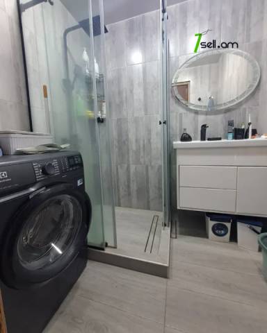 4 սենյականոց բնակարան Սարյանի փողոցում, 100 ք.մ., 7/9 հարկ, կապիտալ վերանորոգված