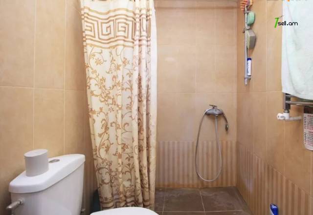 Չորս հարկանի քարե տուն Երզնկյան փողոցում Արաբկիրում, 350 ք.մ., 3+ սանհանգույց, կապիտալ վերանորոգված