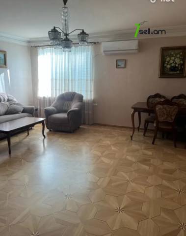 4 սենյականոց բնակարան Դավիթ Անհաղթի փողոցում, 107 քմ, նախավերջին հարկ, կապիտալ վերանորոգված