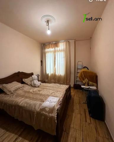 4 սենյականոց բնակարան, Նորաշեն թաղամաս, 98 քմ, 4/16 հարկ, եվրովերանորոգված, քարե շենք