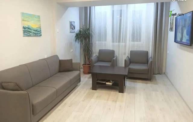 4 սենյականոց բնակարան Ռուբինյանց փողոցում, 82 քմ, 10/13 հարկ, եվրովերանորոգված