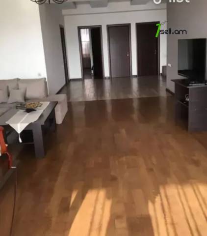3 սենյականոց բնակարան նորակառույց շենքում Վերին Անտառային փողոցում, 145 ք.մ., 2 սանհանգույց