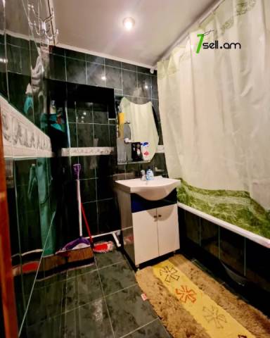 3 սենյականոց բնակարան Խորենացու փողոցում, 92 ք.մ., 2 սանհանգույց, կապիտալ վերանորոգված