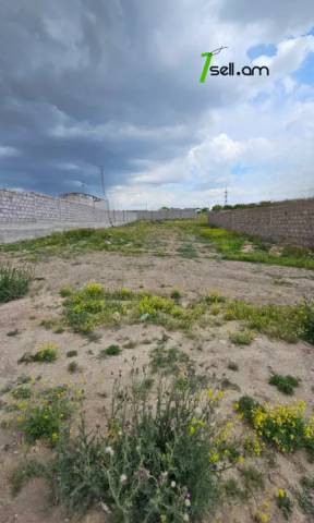 Հողատարածք բնակելի շինությունների համար Սիլիկյան 5-րդ փողոցում Աջափնյակում, 1000 քմ