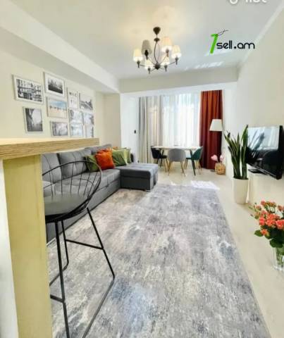 2 սենյականոց բնակարան Արամ Խաչատրյան փողոցում, 45 ք.մ., 1/9 հարկ, դիզայներական ոճով վերանորոգված