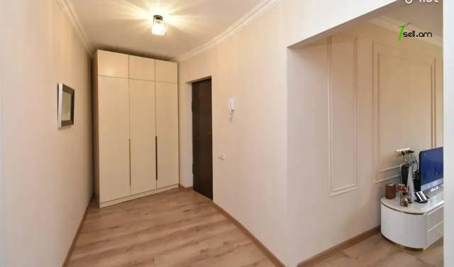 3 սենյականոց բնակարան Խաղաղ Դոնի փողոցում, 73 ք.մ., 3/9 հարկ, եվրովերանորոգված