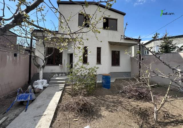 Երկու հարկանի տուն, Նորք-Մարաշ վարչական շրջան Նորք Մարաշում, 170 ք.մ., 2 սանհանգույց