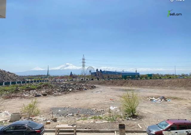 2 սենյականոց բնակարան նորակառույց շենքում Մոնթե Մելքոնյան փողոցում, 45 ք.մ., 1/17 հարկ