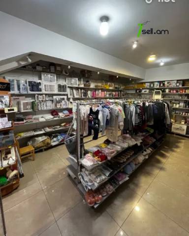 Առևտրային տարածք Հալաբյան փողոցում Աջափնյակում, 90 քմ