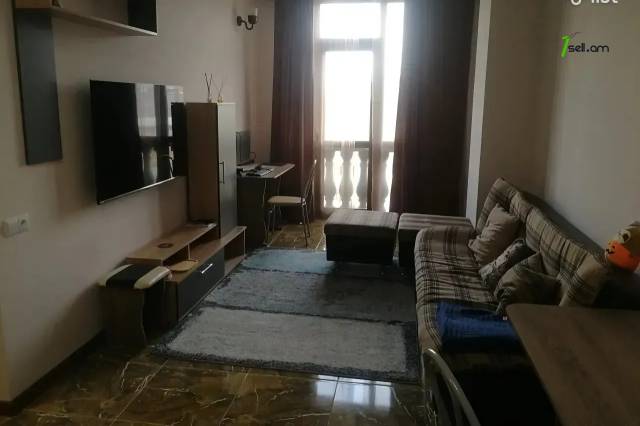 2 սենյականոց բնակարան նորակառույց շենքում Ադոնցի փողոցում, 45 քմ, բարձր առաստաղներ