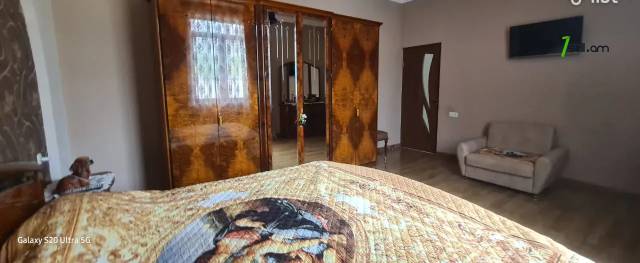 Երկու հարկանի տուն Պետրոս Դուրյանի փողոցում Ավանում, 330 քմ, 2 սանհանգույց, կապիտալ վերանորոգված