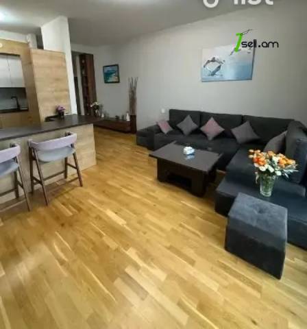 2 սենյականոց բնակարան նորակառույց շենքում Պարույր Սևակի փողոցում, 73 ք.մ., բարձր առաստաղներ