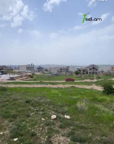 Հողատարածք բնակելի շինությունների համար Ավանում, 1000 քմ