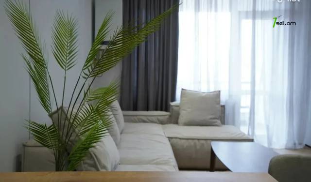 3 սենյականոց բնակարան նորակառույց շենքում Ֆուչիկի փողոցում, 65 քմ, նախավերջին հարկ, 2 սանհանգույց