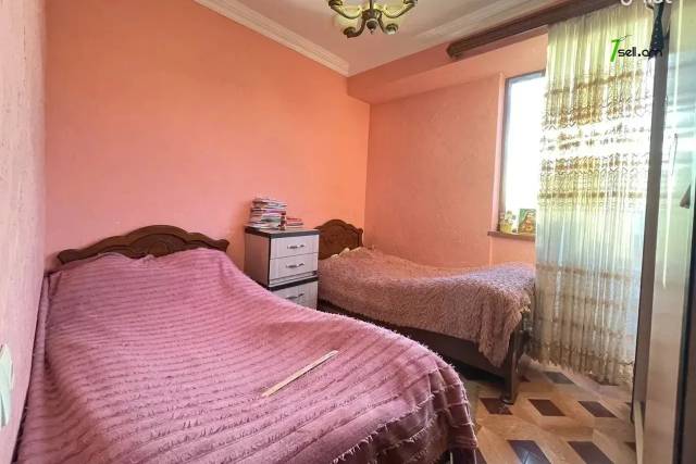 4 սենյականոց բնակարան Գուսան Շերամի փողոցում, 88 քմ, 5/9 հարկ, դիզայներական ոճով վերանորոգված