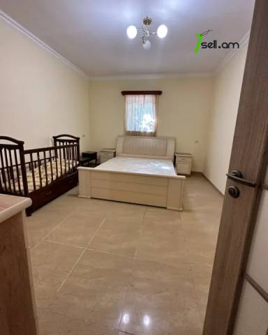 Երեք հարկանի քարե տուն, Նոյ թաղամաս Մալաթիա Սեբաստիայում, 360 ք.մ., 3+ սանհանգույց