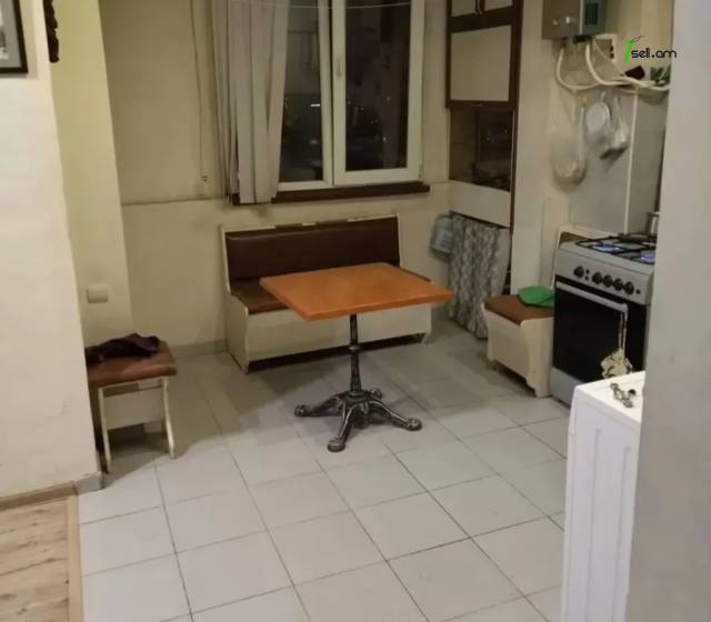 1 սենյականոց բնակարան Զավարյան փողոցում, 42 ք.մ., 7/9 հարկ, կապիտալ վերանորոգված