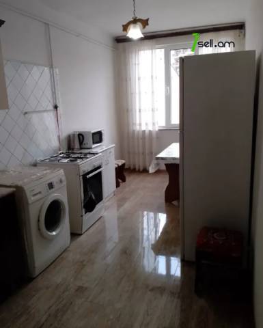 3 սենյականոց բնակարան Սարյանի փողոցում, 90 ք.մ., 4/8 հարկ, եվրովերանորոգված, քարե շենք