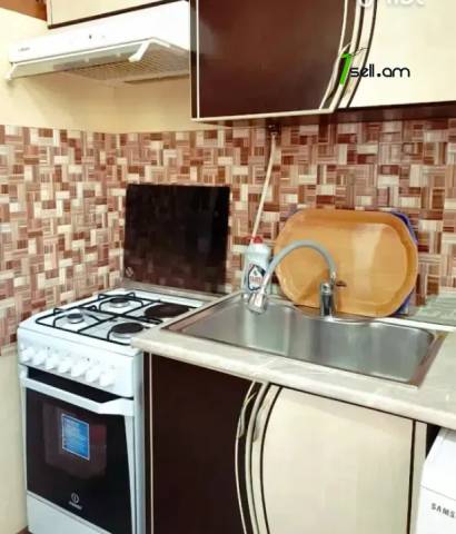 3 սենյականոց բնակարան Ամիրյան փողոցում, 70 քմ, 1/9 հարկ, կապիտալ վերանորոգված