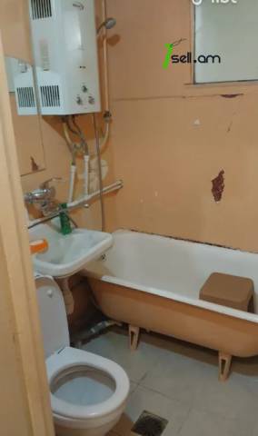 1 սենյականոց բնակարան Պարույր Սևակի փողոցում, 35 քմ, նախավերջին հարկ, կոսմետիկ վերանորոգում