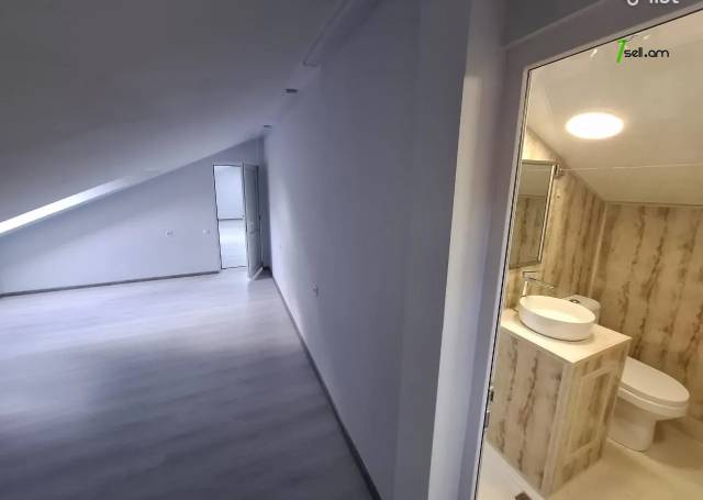 Շենք Մամիկոնյանց փողոցում Արաբկիրում, 960 քմ