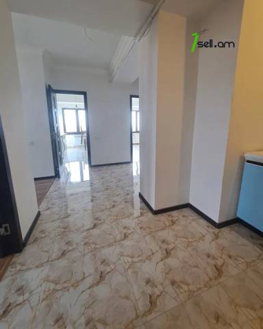 3 սենյականոց բնակարան Արցախի պողոտայում, 81 ք.մ., 2 սանհանգույց, 10/14 հարկ, կապիտալ վերանորոգված