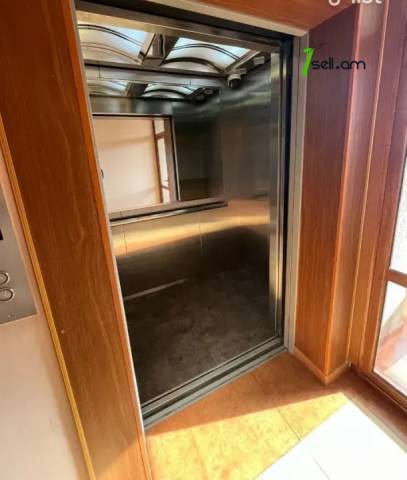 3 սենյականոց բնակարան նորակառույց շենքում Ծարավ աղբյուրի փողոցում, 101 ք.մ., 9/16 հարկ