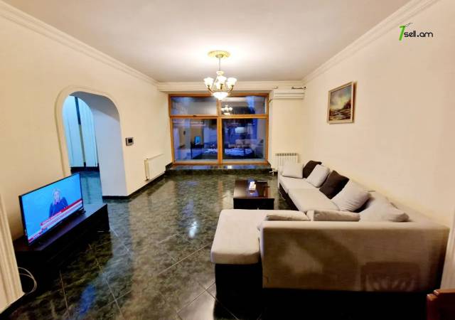 Մեկ հարկանի քարե տուն Սեվաստոպոլյան փողոցում Արաբկիրում, 450 քմ, 2 սանհանգույց, կապիտալ վերանորոգված