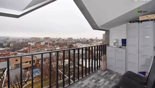 3 սենյականոց բնակարան նորակառույց շենքում Վերին Անտառային փողոցում, 117 ք.մ., 2 սանհանգույց