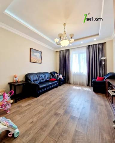 Չորս հարկանի տուն Առինջի 21-րդ փողոցում Առինջում, 950 քմ, 3+ սանհանգույց