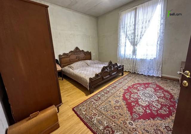 Երկու հարկանի տուն Տիչինայի փողոցում Մալաթիա Սեբաստիայում, 190 ք.մ., 2 սանհանգույց