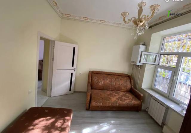 3 սենյականոց բնակարան Բաղրամյան պողոտայում, 80 ք.մ., 2/5 հարկ, բարձր առաստաղներ