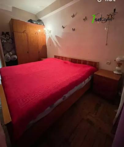 3 սենյականոց բնակարան Զաքարիա Սարկավագի փողոցում, 82 ք.մ., նախավերջին հարկ, մասնակի վերանորոգում