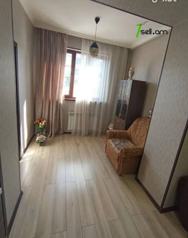 4 սենյականոց բնակարան Գայի պողոտայում, 75 ք.մ., եվրովերանորոգված, քարե շենք